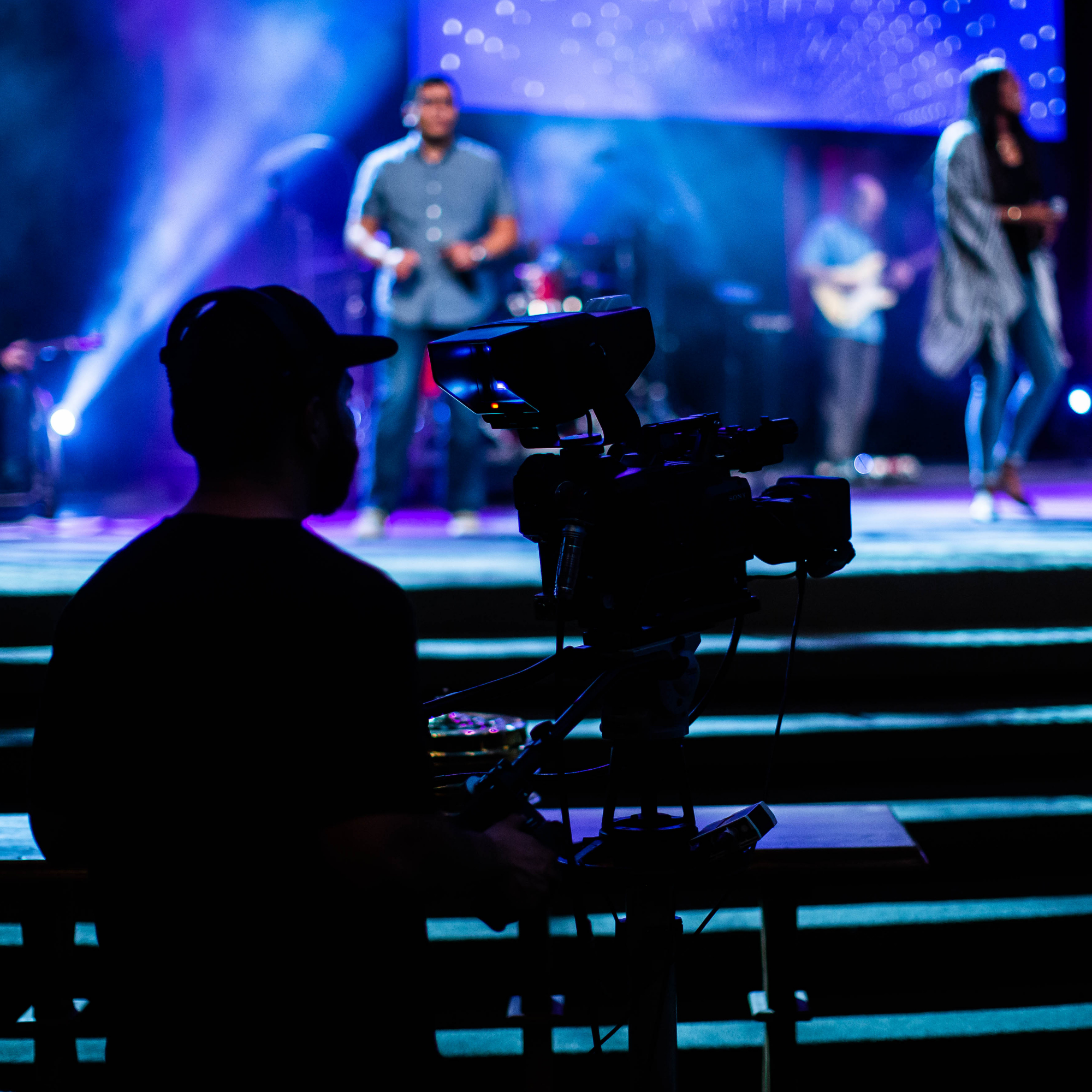 Odom Audio Visual support for professional audiovisual systems
